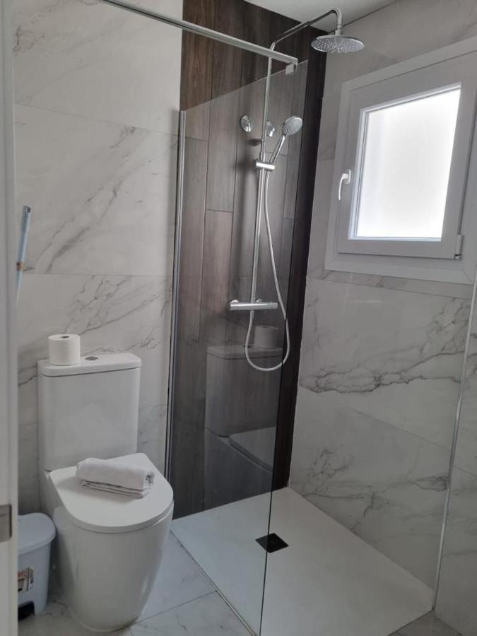 New Villa With Rooftop Terrace And Pool Daya Nueva Exterior foto